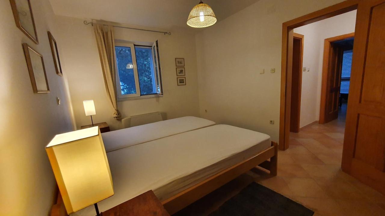 Sea Side Apartments 4* Novi Vinodolski Buitenkant foto