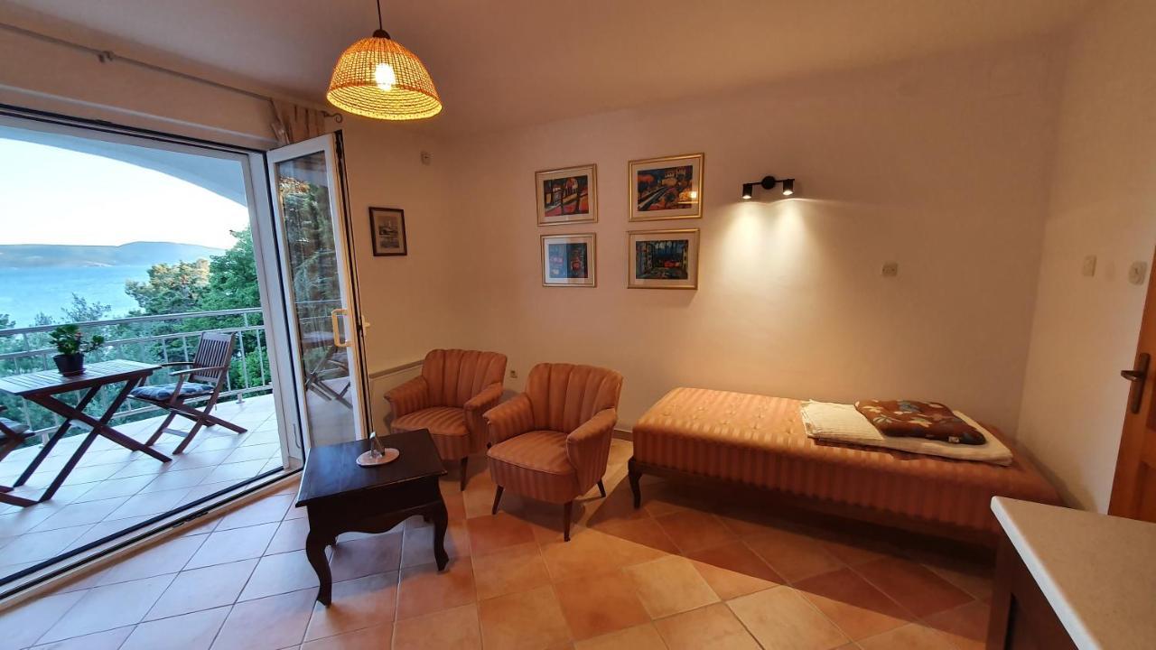 Sea Side Apartments 4* Novi Vinodolski Buitenkant foto