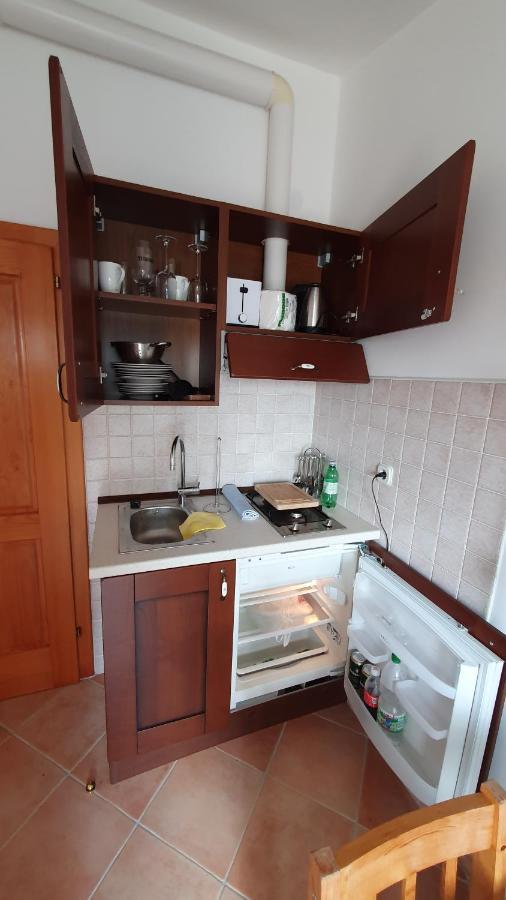 Sea Side Apartments 4* Novi Vinodolski Buitenkant foto