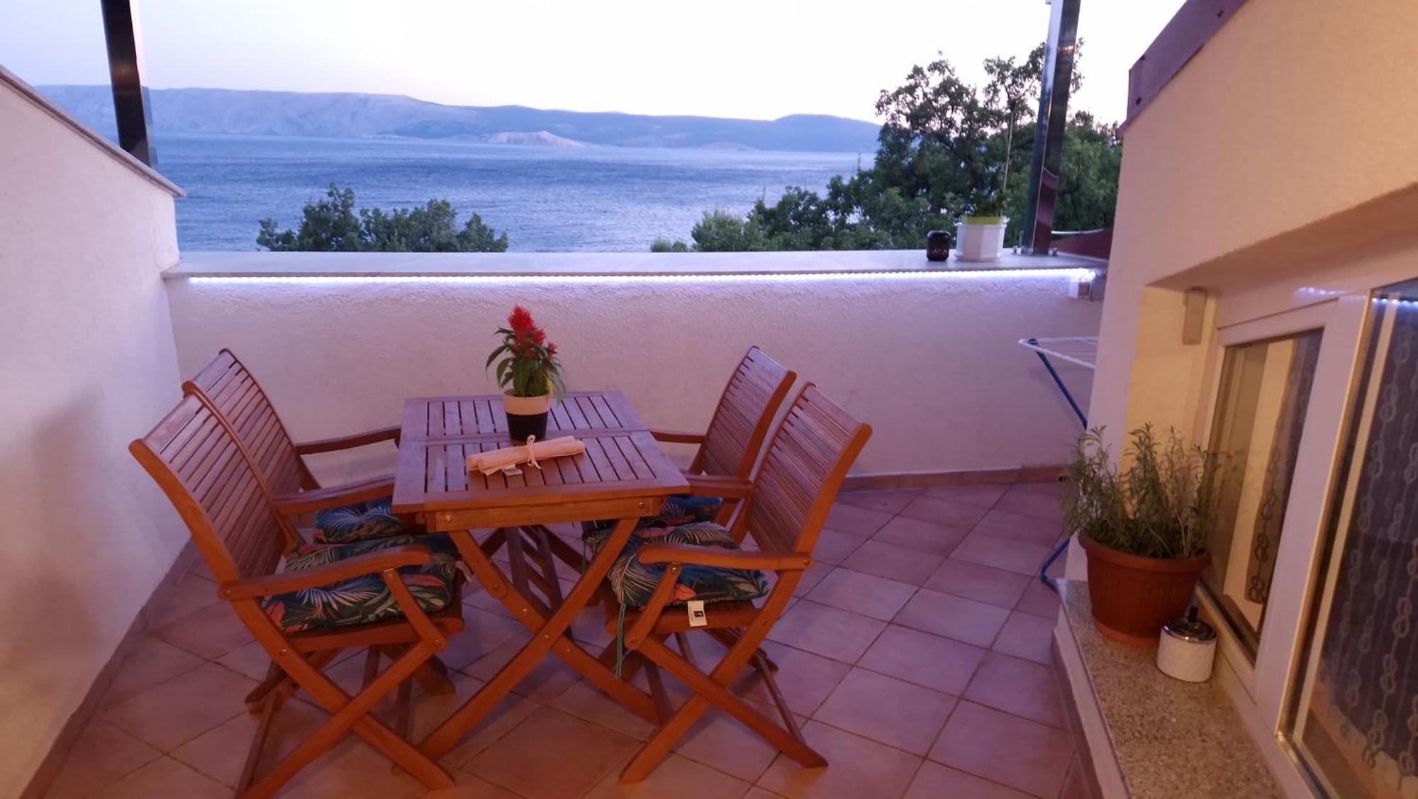 Sea Side Apartments 4* Novi Vinodolski Buitenkant foto